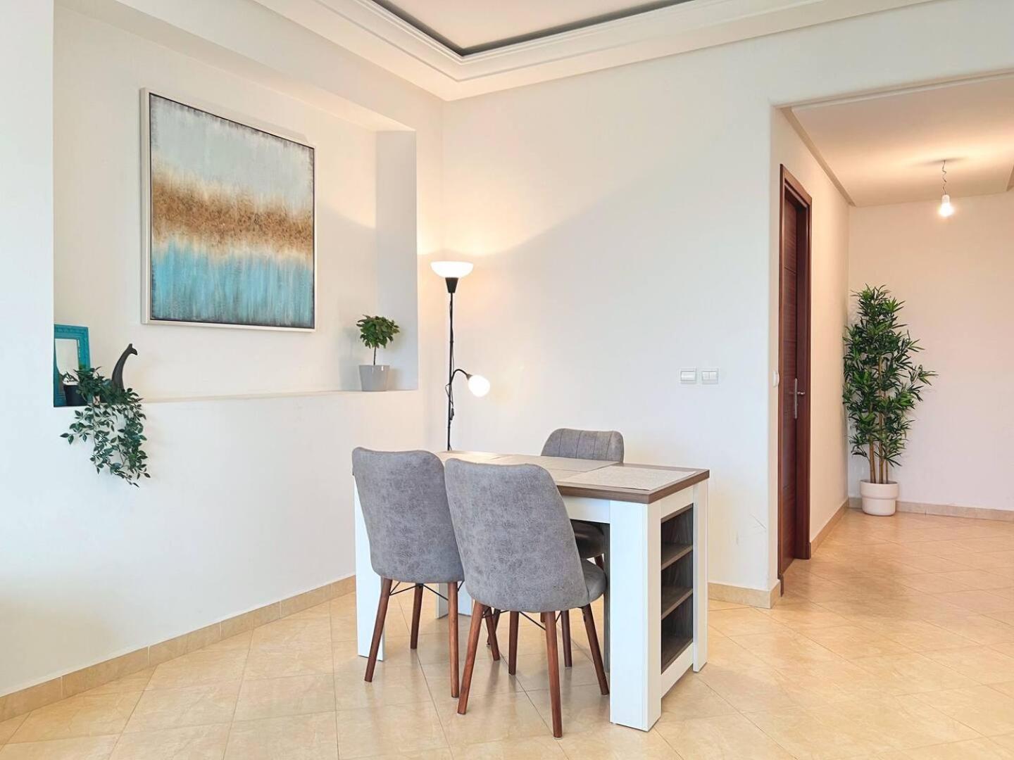 Cosy & Convenient 2-Bed Apartment In Playa 丹吉尔 外观 照片
