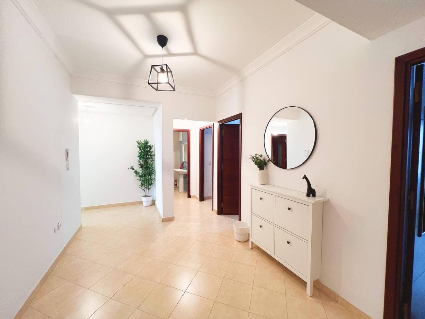 Cosy & Convenient 2-Bed Apartment In Playa 丹吉尔 外观 照片